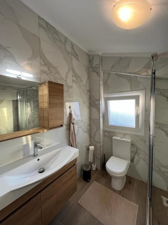 Blue Fish Luxury Villa Νικήτη Εξωτερικό φωτογραφία